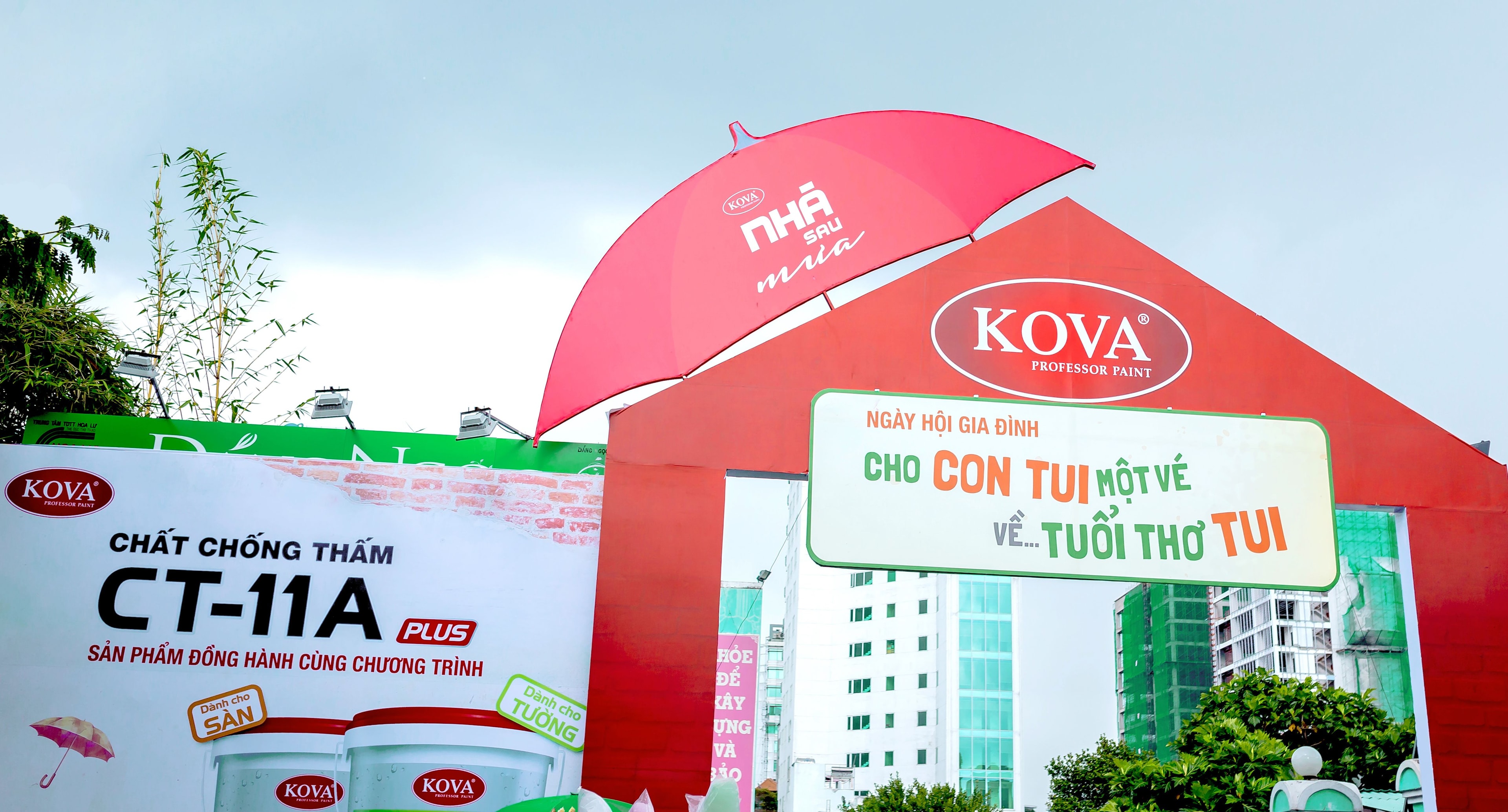 HƠN 3.000 GIA ĐÌNH THAM GIA NGÀY HỘI "KOVA - CHO CON TUI MỘT VÉ VỀ TUỔI THƠ TUI"