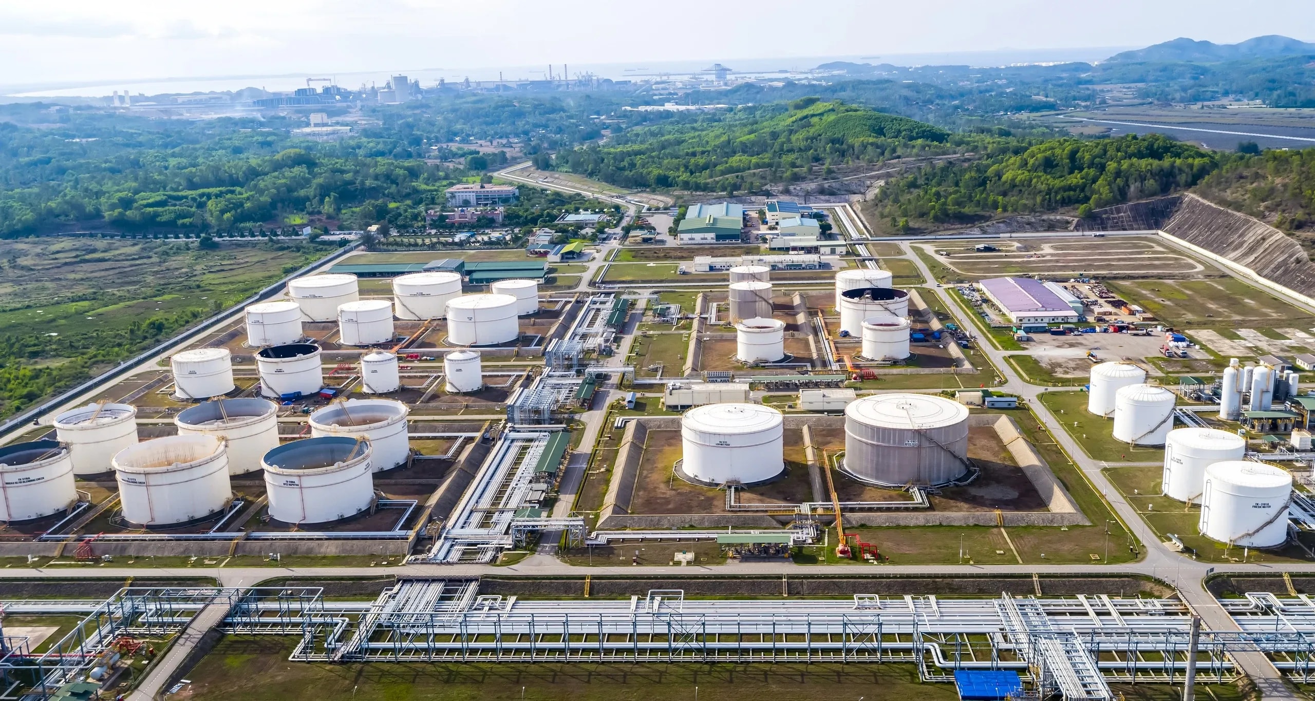 Khu chiết xuất dầu Dung Quất